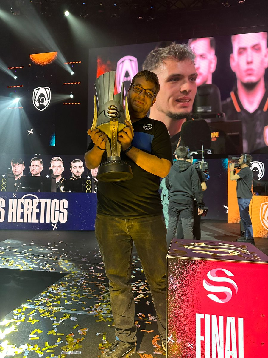 Cristian 'Cydonia' Vidal (@cristiancydonia) on Twitter photo 