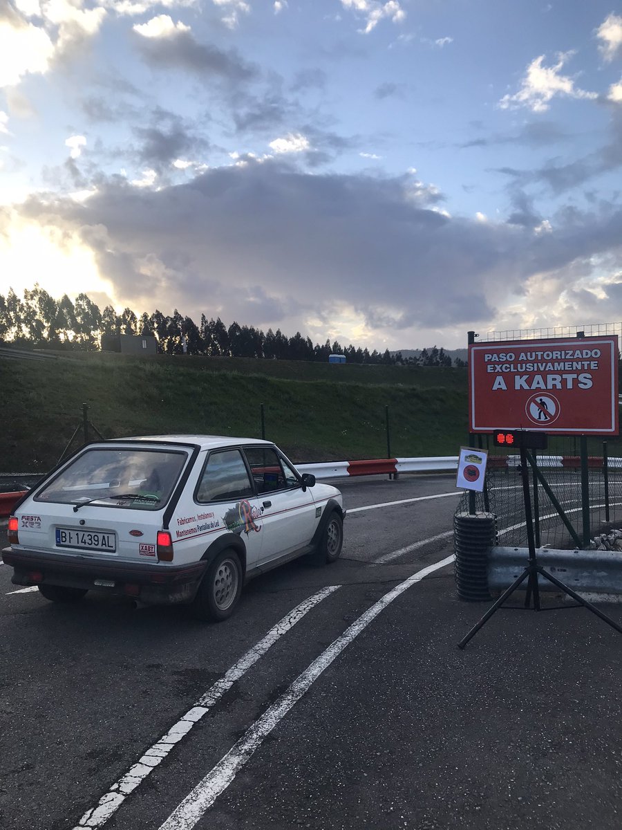 💥Podio VIII Clásica Circuito LaRoca-Trofeo Unomatricula🏆

🥇Jesús Alberto Arronte-Óscar Lasarte <a href="/PeugeotES/">Peugeot España</a> 205 Gtx 
🥈Julián González-Juan Carlos González <a href="/Fiat_es/">Fiat España</a> Panda 4x4
🥉Patxi Ulibarri-Fernando Macho <a href="/FordSpain/">Ford España</a> Fiesta XR2

🌐 cantabriaclassicrally.com 

 #clásicos #rally ⏱