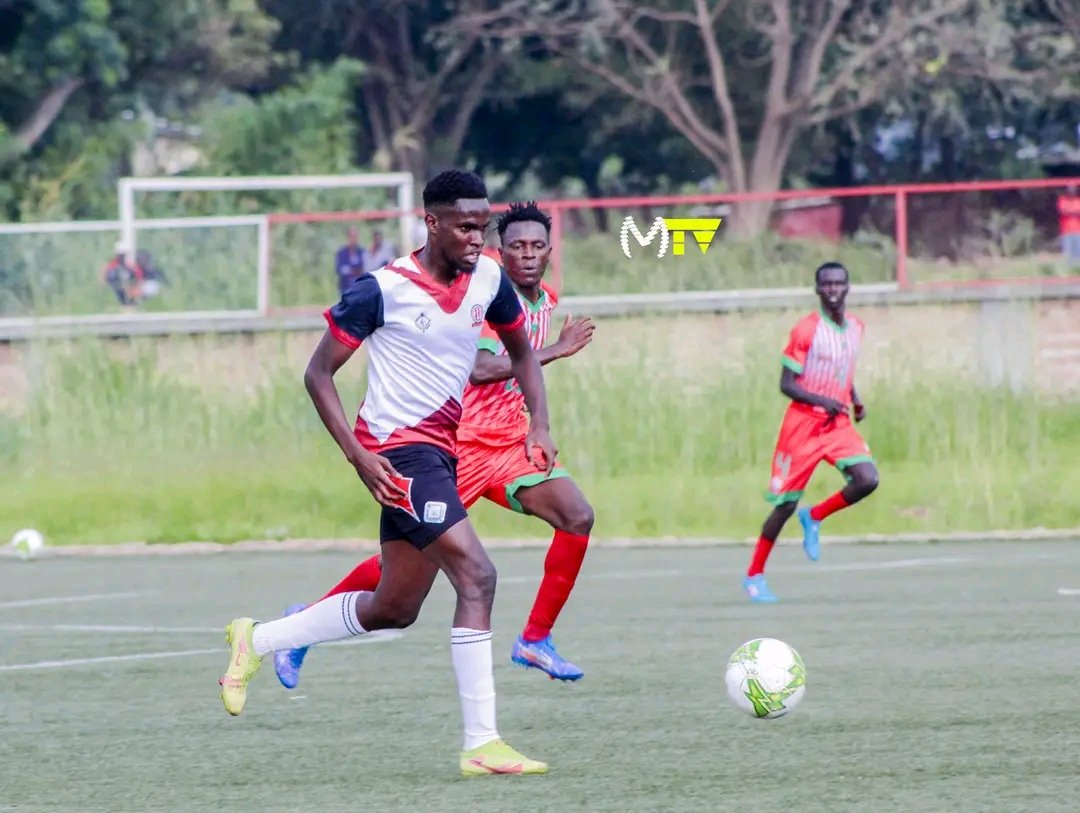 MagazineJimbere's tweet photo. 📌 Autres résultats marquants des 16è de finale de ce 01/04/2023
🔹 #BujaCity s'en est sorti difficilement face à #MuzingaForce (3-2), #InterStar s'est qualifié aux depends de #Buhumuzafc (1-0), #Vitalofc a assuré (2-0) devant #NewForce https://t.co/qdRIobT9T5
#Burundi https://t.co/2DrwfufxyP