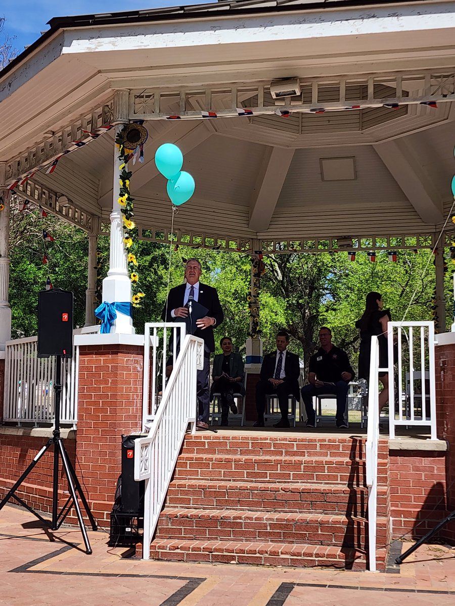 cooper4tx's tweet photo. As we kickoff Sexual Assault Awareness Month, I am honored to be here supporting @TurningPointRCC and the work they do for our Plano community. I am grateful for the work they do.

Unlike my opponent, I will always support ALL of the services they provide. https://t.co/5UqcQpZhEz