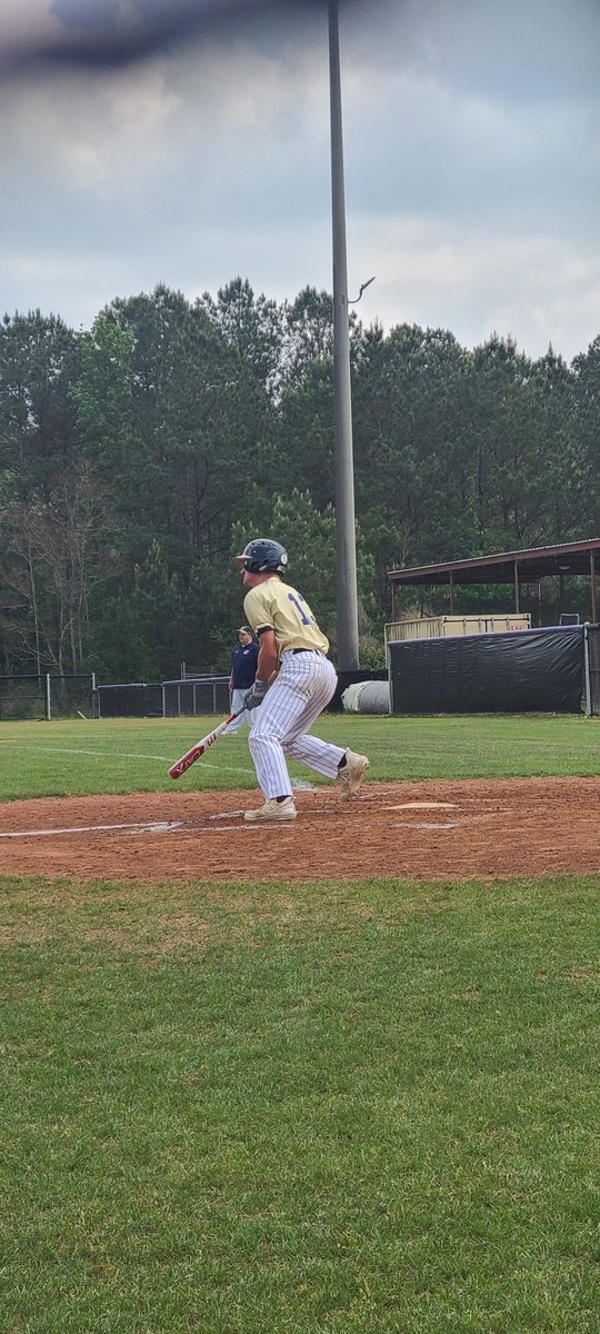 Marionthecoach's tweet photo. 2024 Micheal Schieble (Covington Lions) is crushing the ball. He went 3 for 4 with 1 Run scored and 2RBI. He is on fire this season for the Lions. Look out summer here he comes. @SchiebleMichael @Nola_Baseball @PBR_Louisiana @2DsportsLA @TheHotCorner0 https://t.co/zw0pMU3Gyk