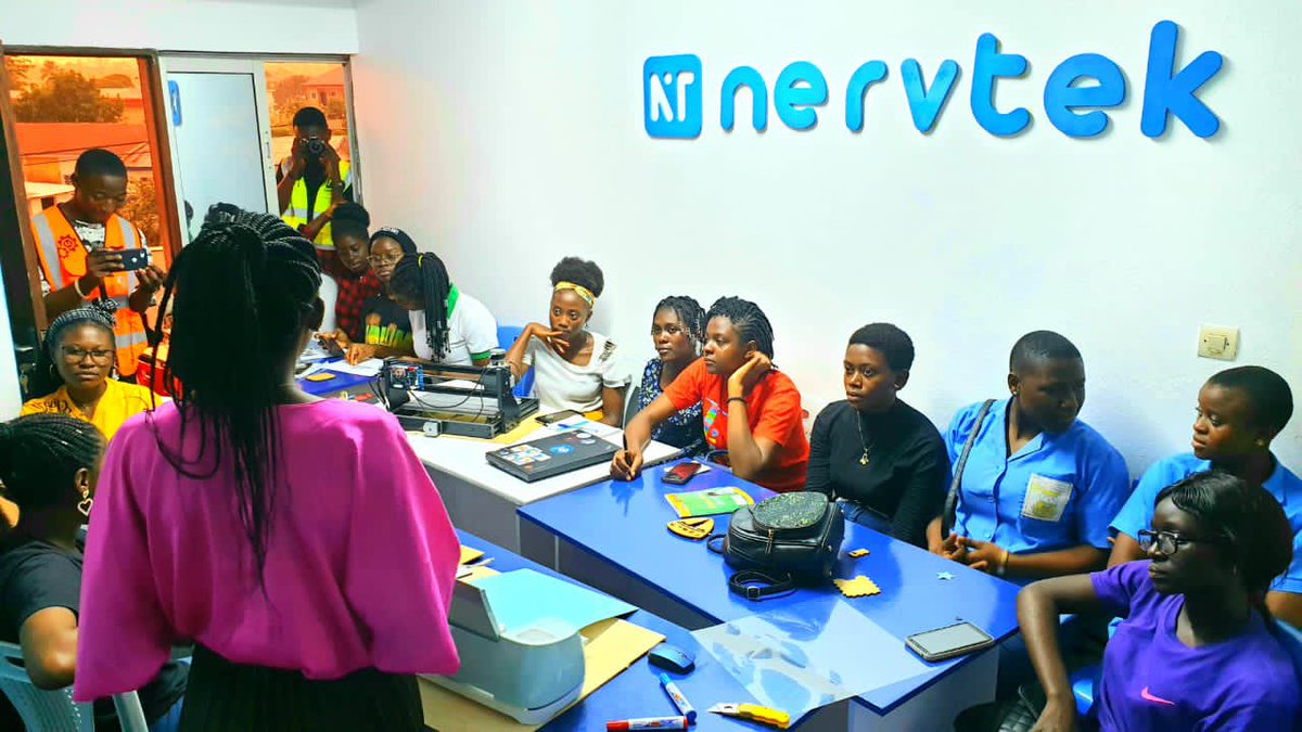 AchaGolder's tweet photo. Day 2 of the Nervtek Girls Tech Camp.  

The girls were introduced to CNC and Laser Cutting.  

The future is Tech 
@nervtek_cii @techwomen https://t.co/yPEpD1i7Un