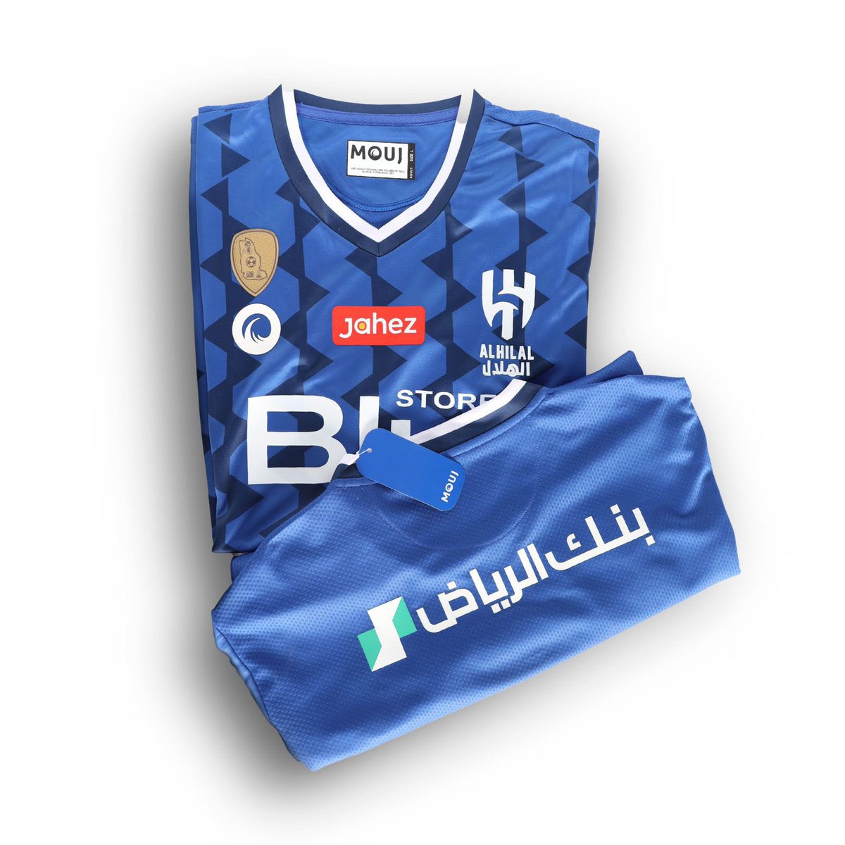 لمتابعيني الغالين : 
بمناسبة فوز الهلال سحب على تيشيرت او قيمته 
- فقط ريتويت لهذي التغريدة والسحب من الريتويت 💙