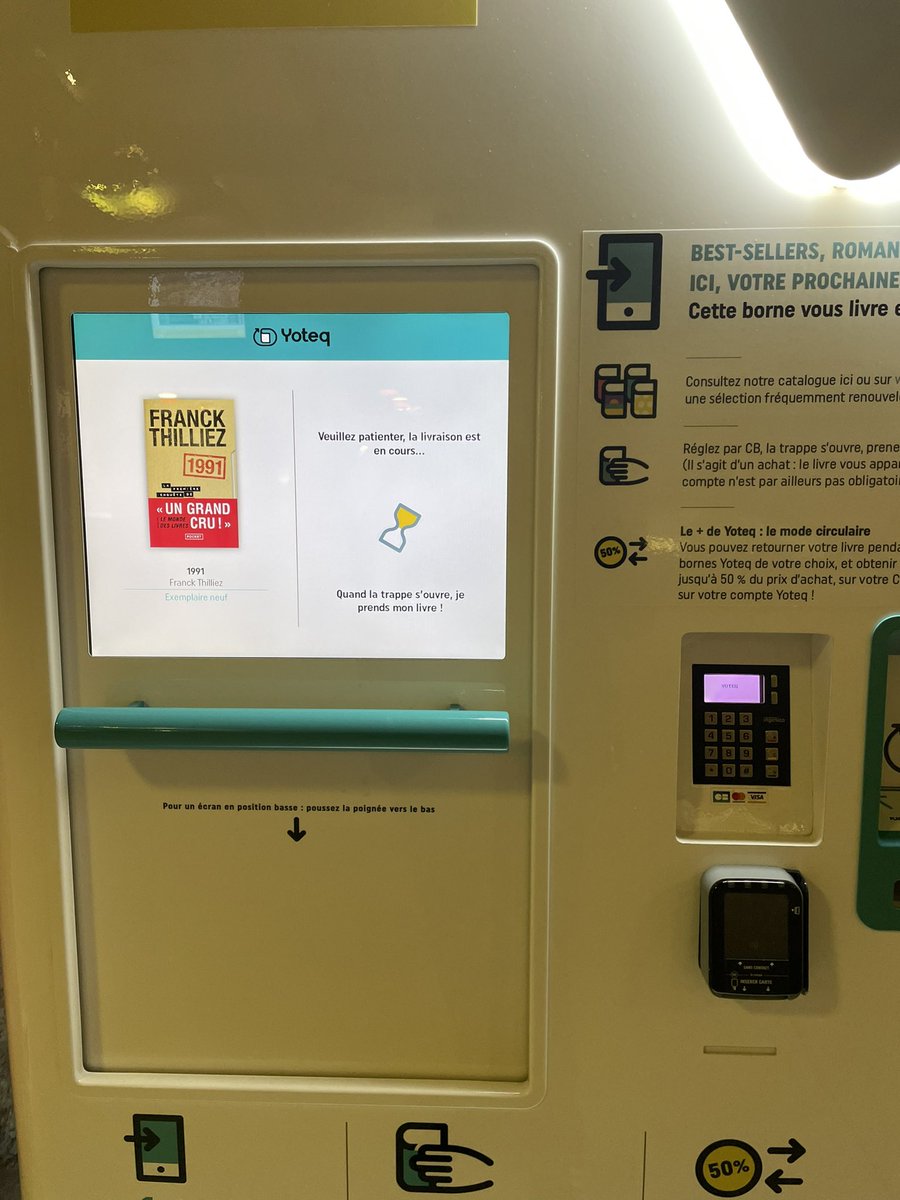 antonydavega's tweet photo. @Yoteq_fr @radiorcf J’ai eu un problème le 29 mars a votre borne YOTEQ du RER E « Haussmann », j’ai sélectionné un livre à 8,50 €, mais l’appareil est resté pendant plus de 10 minutes en cours de distribution. Juste 1 minute après le débit le lecteur CB a indiqué DÉCLINÉ. https://t.co/lKX0jAYFbv