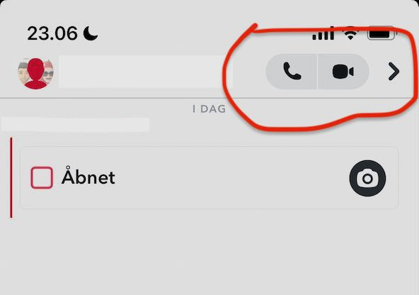 frankhaldtwo's tweet photo. Not my favorite experience when I want to touch the back button, and accidentally touch the video-call button.

Also one of the fastest way to establish communication. Feels faster than when I'm trying to make a regular call. https://t.co/IFYUNWzYzf