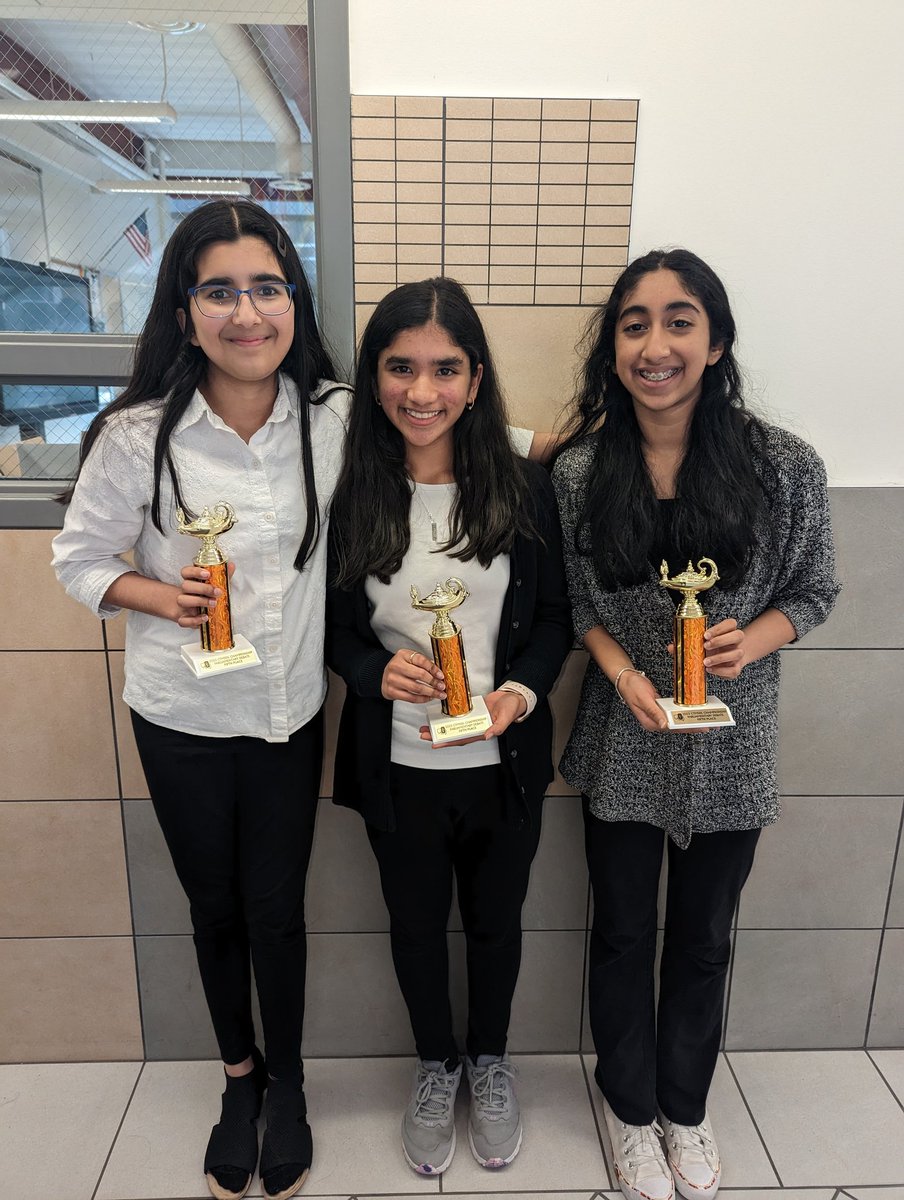 Congratulations to the BMS debate team of Aarna, Shravya, & Trisha for placing 5th at the Connecticut Middle School Debate League Championship Tournament. What a way to end the season! #bmspride @WatsonBryan7 @ShannonMaricon1 @taranovichj1