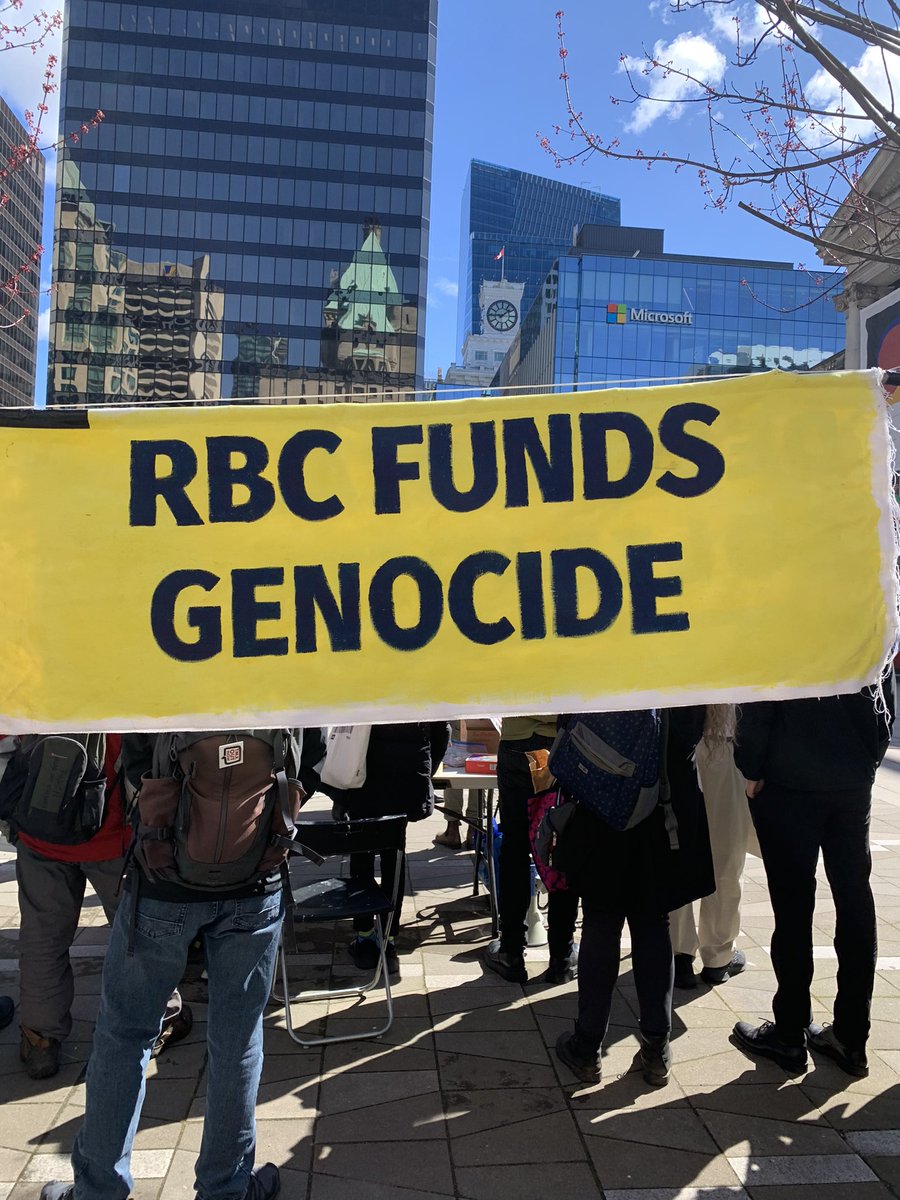 leadnowca's tweet photo. We are blown away by the energy and solidarity pouring in from nearly 40 actions across Canada in support of Wet’suwet’en land defenders.
@RBC, all eyes are on you. Stop bankrolling colonial violence. Defund CGL. #FossilFoolsDay #RCMPOffTheYintah https://t.co/f9wZhLskNC