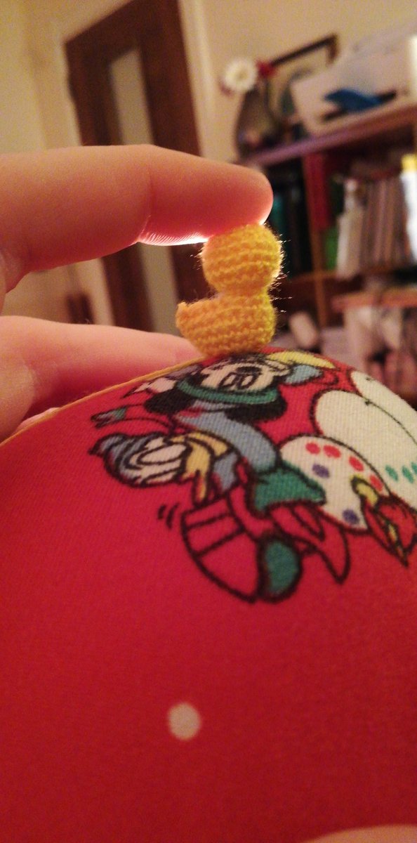 Crochetandbits's tweet photo. Have you ever tried #microcrochet ? So far it's looking good! Just a bit difficult... https://t.co/RMlS5vQ0mU