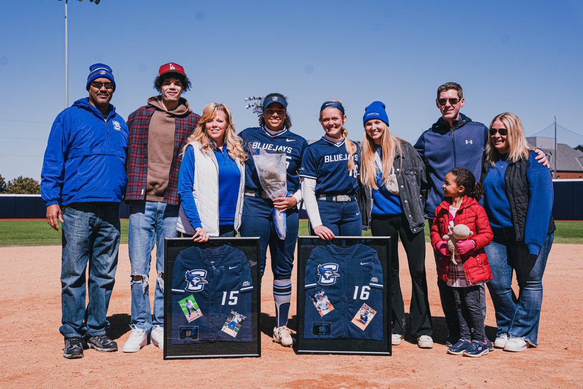 THANK YOU SENIORS!! 💙💙

#GoJays x <a href="/kaileywilson42/">kdubs</a> x <a href="/saren_croker/">Saren Croker</a>
