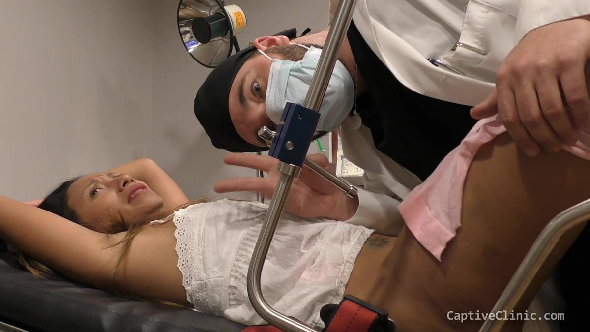 DoctorTampa's tweet photo. Why aren't you enjoying all of the #behindthescenes on my @fansly yet?!?!
🚨JOIN NOW🚨
https://t.co/QDgyAsuOGT
#medfet #medgyno #meder #medor #medical #medicalfetish #latex #latexgloves #surgicalgloves #surgical #nsfw #nsfwtwt #fansly #onlyfans #sellingcontent #buyingcontent #fetish #porn
#petite #teen #brunette #ebony #GG #BG #BTS