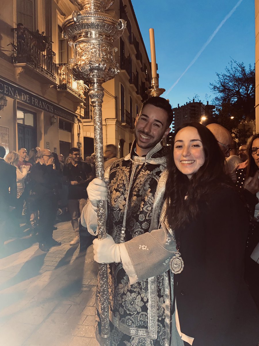 caarooliinaa29's tweet photo. Mi sábado de pasión siempre es con él pero este año ha sido gracias a ti, por acompañarme siempre https://t.co/y6uGwCR670