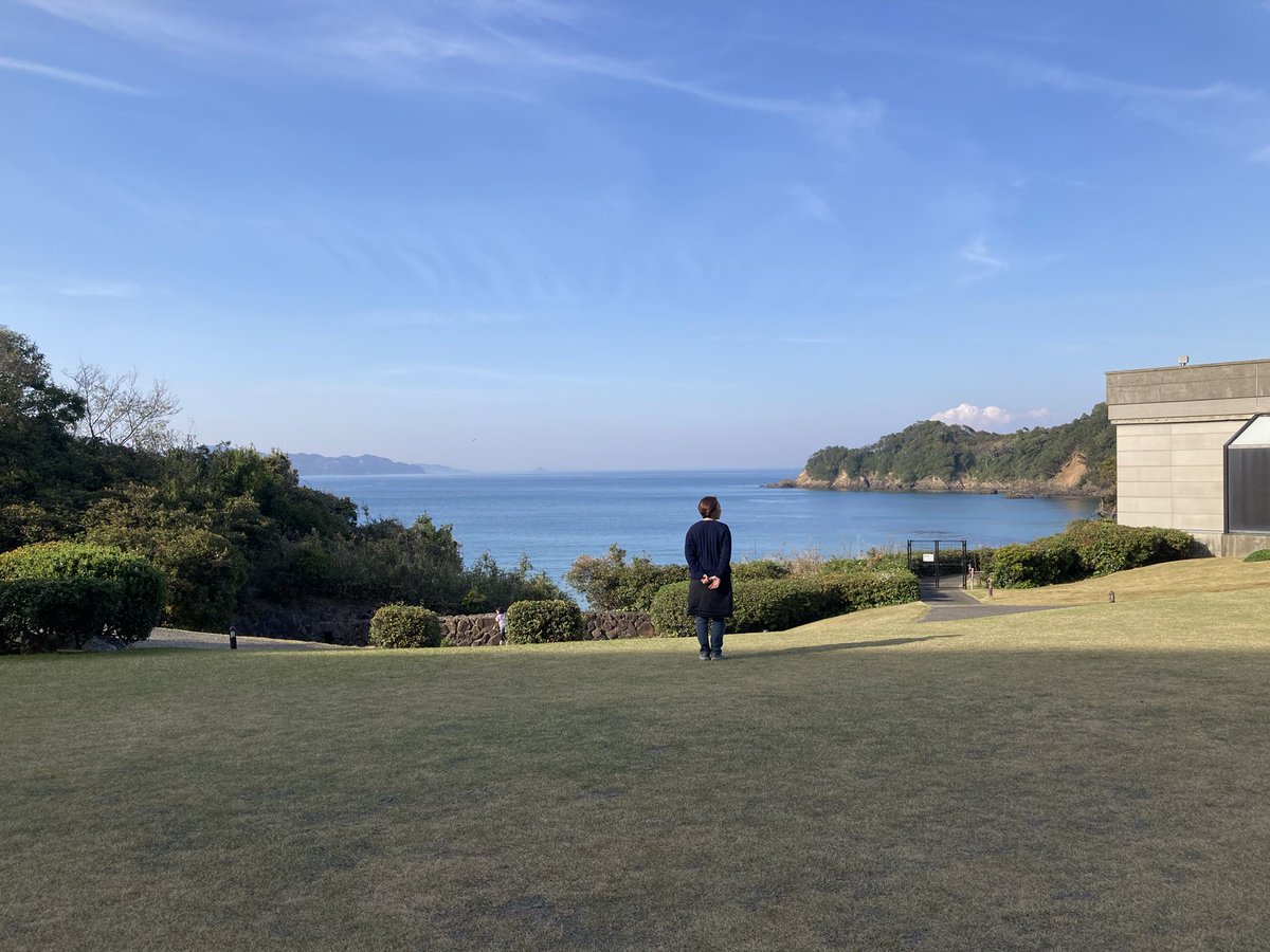 JOY13890534's tweet photo. 父と母と姉家族と旅行。今年はミニバスで旅行が全く行けなかった分子供達は大喜び。とても素敵な宿に美味しいお料理に感謝。今回の旅行は両親のお祝いの他に、色んな事がデトックスされる。
#デトックス
#家族旅行
#新年度 https://t.co/76ovWcqa0k