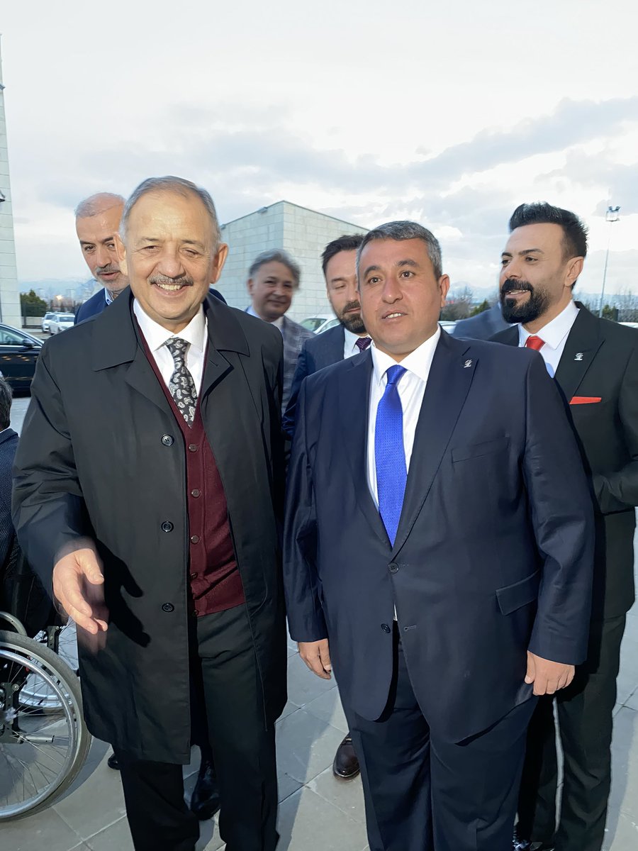 agca_mstf's tweet photo. Ak Parti Kayseri Teşkilatımız İle Sayın Bakanımızın Katılımlarıyla Öncesinde İstişare Muhabbet Sonrasında İftar 🌹 @mehmetozhaseki @sabancopuroglu https://t.co/q8O78xUXOR
