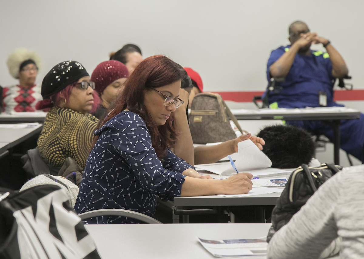 .<a href="/graceinstitute/">Grace Institute</a> is holding an info session on April 4 for <a href="/NYCHA/">NYCHA</a> women interested in expanding their careers. 

Learn more: on.nyc.gov/3MoPvFx

#REES