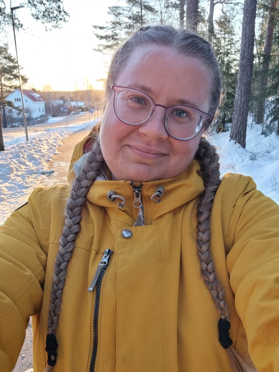 Kevään ja auringon iloa ja valoa kaikille!☀️🧡