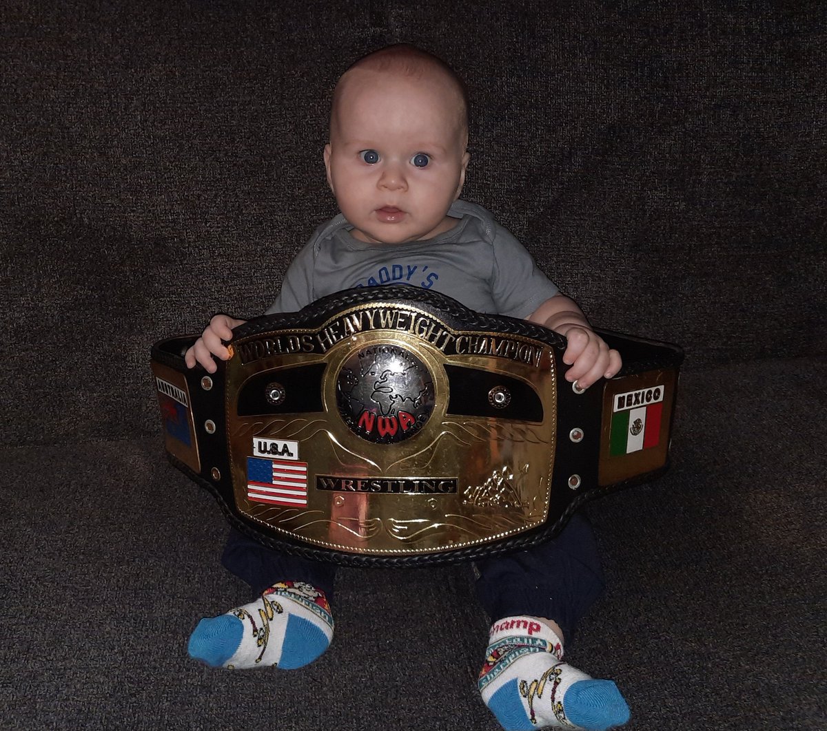 @BustedOpenRadio @bullyray5150 @davidlagreca1 @THETOMMYDREAMER @RicFlairNatrBoy 
My grandson is ready for wrestlemania 
#WrestleMania39 
#tenpoundsofgold