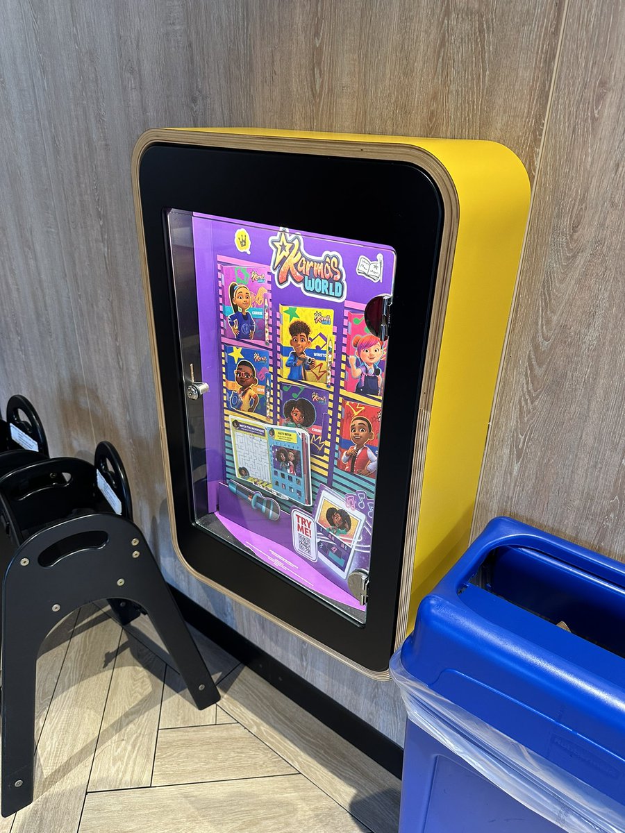 my friend’s show is THE MCDONALDS HAPPY MEAL TOY rn — go stream Karma’s World on Netflix and get the kids in your life a cool activity book 😍😍 industry take note of @halcyonperson