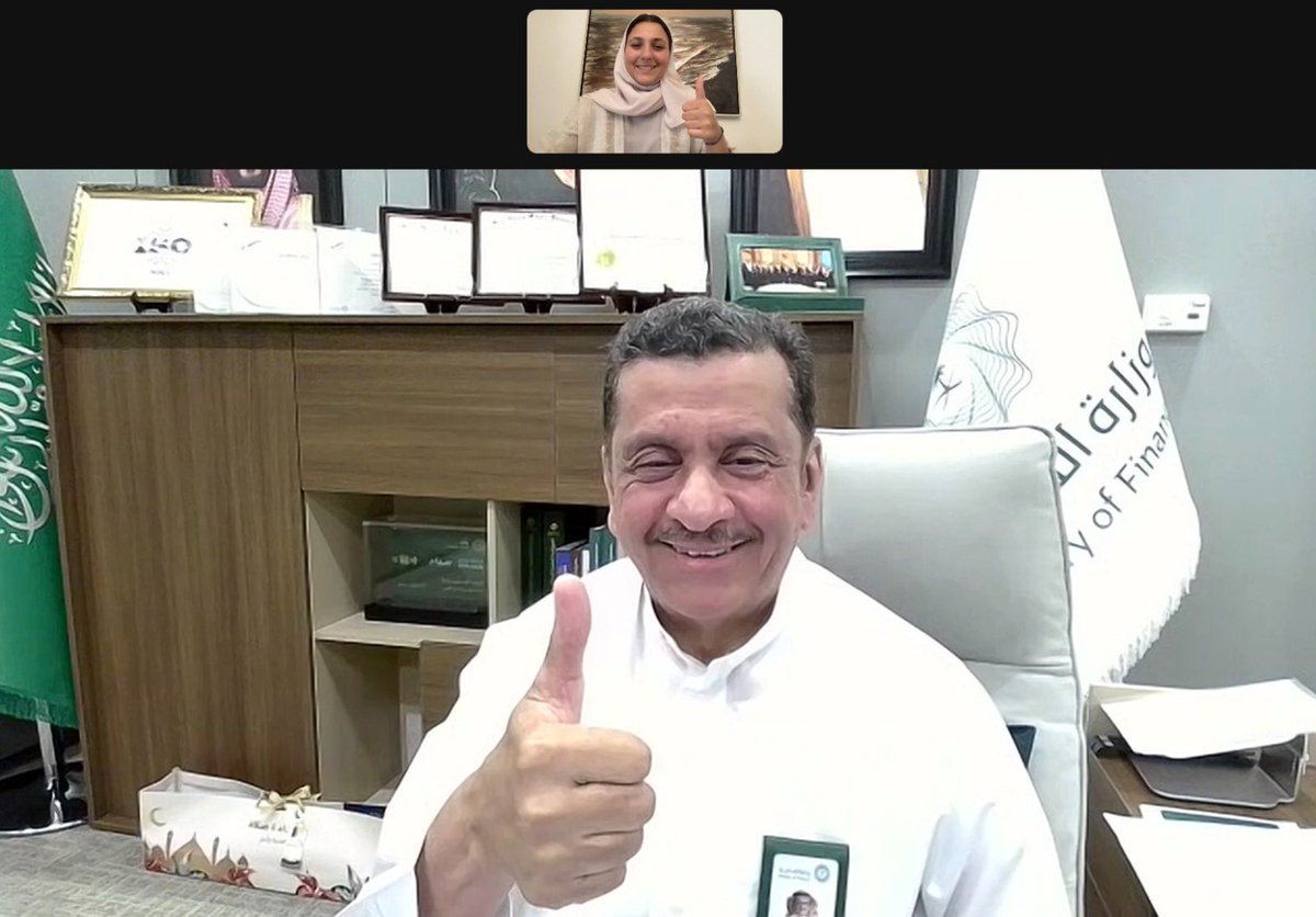 QimamFellowship's tweet photo. لقطات من اليوم الثاني لمرحلة المقابلات الشخصية في #برنامج_قمم https://t.co/4SzWRHkvXI