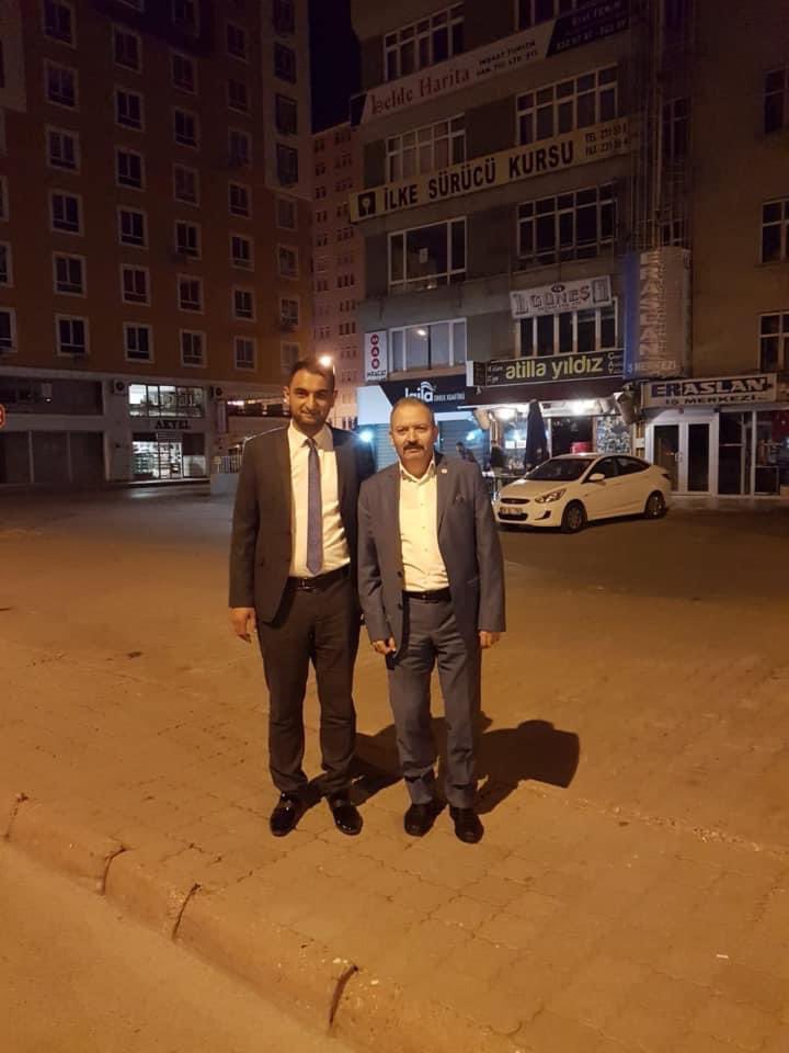 Başkanım <a href="/alitilkici38/">Ali Tilkici 🇹🇷</a>  #UzmanÇavuş larımız  hakları için dernek dedik kurduk federasyon dedik kurduk görüşme dedik yaptık.
Duymuyorlarsa 

Bundan sonra 

Siyasetse yapalım 
Parti kurmaksa kuralım 
Milletvekilliği ise olalım

81 il İlçe sınırlarımızdan ses nasıl geliyor görelim.