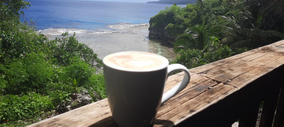 PenisoniN's tweet photo. Fakalofa lahi atu, enjoying mid-morning dose of coffee at Crazy Uga Coffee Hut, #Alofi #Niue The Rock of Polynesia. https://t.co/vHOoFcZfM2