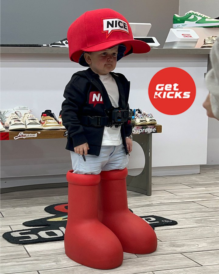 agent47_officia's tweet photo. $KICKS #GetKicks https://t.co/V7bNY299hr