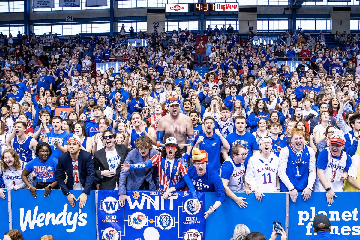 KUWBball's tweet photo. Thank You, Jayhawk Nation!

Today's official attendance for the WNIT Championship Game is 11,701!

Rock Chalk! https://t.co/zUsy9O0d2Y
