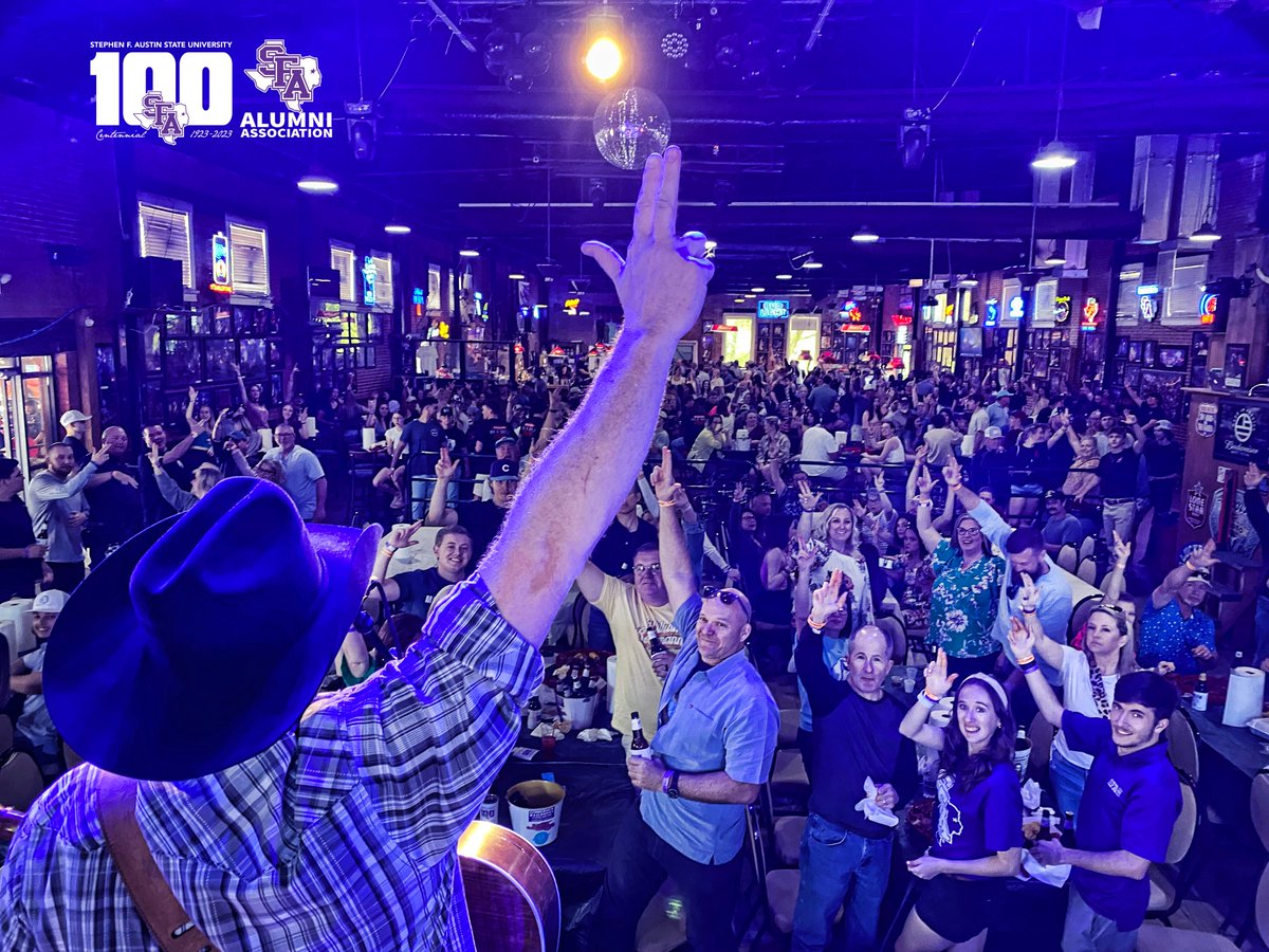 sfa_alumni's tweet photo. From #Axecepted at the coliseum to the Delta Tau Delta #BogNGrog at Banita Creek Hall - Nacogdoches, Texas, it was an awesome day in Nac!
Over 2,000 pounds of crawfish 📷?! You bet 📷📷 ‘Jacks enjoyed that and great entertainment by Shay Domann. We had a blast seeing everyone. https://t.co/CORB3VmHH3