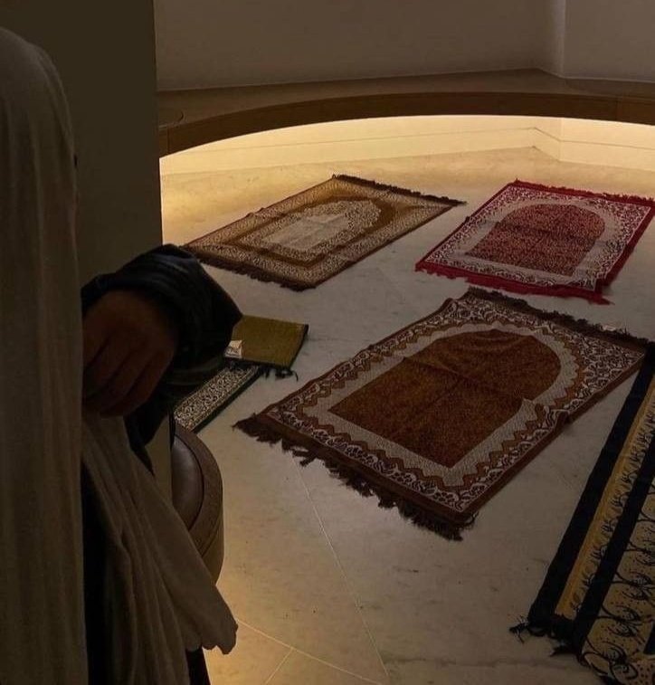 Fajr – A chance judge yourself on how close you are to ALLAH… how much do you want Jannah? enough to leave your bed and pray Fajr?