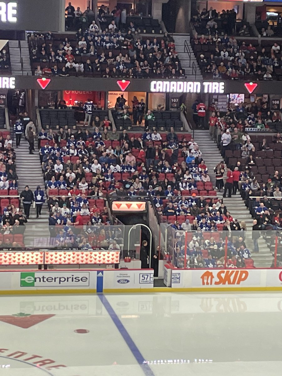 davidosterer's tweet photo. @vaughaner_ @SensChirp It’s not much better here in the barn, Chirp. https://t.co/Ip3aFOd2Vv