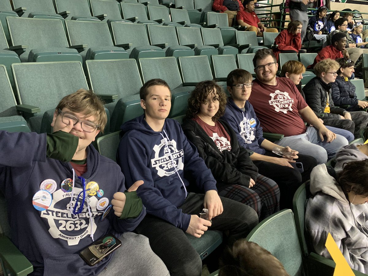 team2632's tweet photo. Good job 2632! It was a long competition but I'm so proud of what you all accomplished! Almost made it to playoffs, but each year is closer and closer! The skills you learned this year will stay with you for the rest of your life. I couldn't ask for a better team! - Coach Yon💚💛 https://t.co/zn8wcyRYRZ