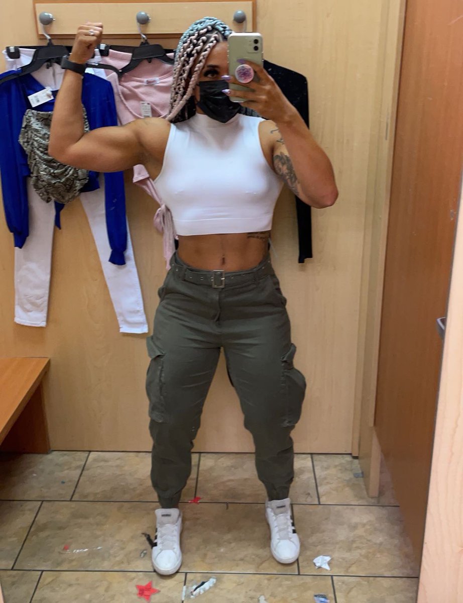 Female Muscle Fan on Twitter: "RT @leonaliftsheavy: I do miss the color