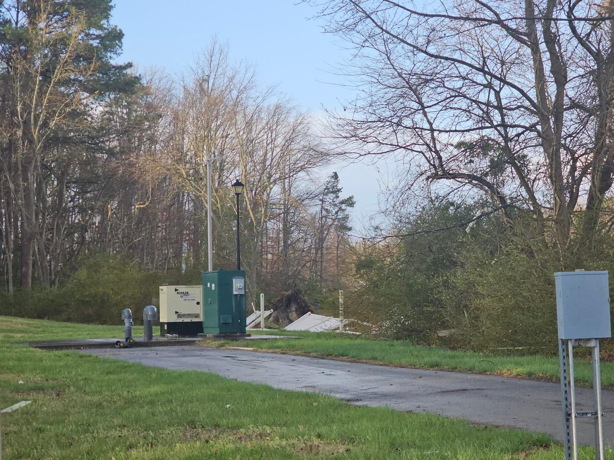 jake tornado lover on Twitter "new photos of tornado damage in