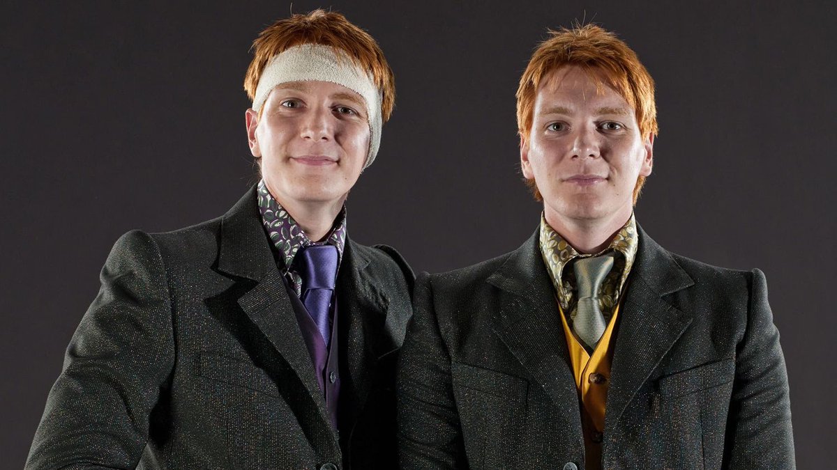 I know I'm a little late with this, but best birthday wishes to Fred and George Weasley! 🧑🏻‍🦰🧑🏻‍🦰🪄🎆❤️💛🦁🎂🥳
#WeasleyTwins #FredWeasley #GeorgeWeasley #Birthday #HappyBirthday #JamesPhelps #OliverPhelps #Gryffindor #HarryPotter #WarnerBros #Warner100 #WB100