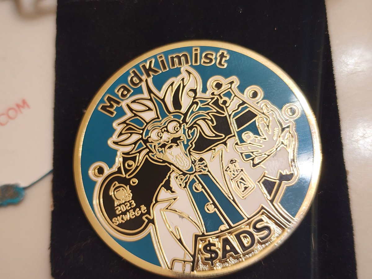 CashlessKing589's tweet photo. Just got my hands on the MadKimist $ADS token thanks to @ScoobyDanks! Love this token! Excellent job as always!

#ADS #HGTP #SkwēGē3D #DAG https://t.co/7FAYEtIOpx