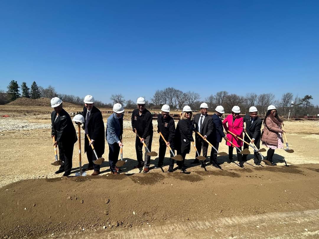 MattJoseph42's tweet photo. Congratulations to @Homefull88 on the groundbreaking for their new development that will bring a grocery, pharmacy and primary health care to @cityofdayton ! It was an honor to participate along with the other great partners, including @KetteringHealth and many others! https://t.co/vfOdx5vFov