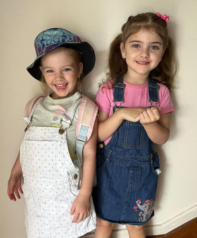 dan_vogt's tweet photo. This little cutie, Kora (right), is the reason I'm doing this fundraiser. She's a beautiful little ray of sunshine! 😊✨
Rett's Syndrome is simply devastating (see second pic) and I'm hopeful there's a cure coming soon... 🙏 https://t.co/fFSWy4TgnJ