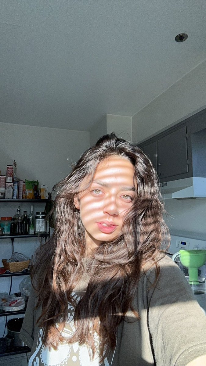 trinity_duarte's tweet photo. It’s been a while twitter, how ya doing ? https://t.co/hkUoVT2NUM