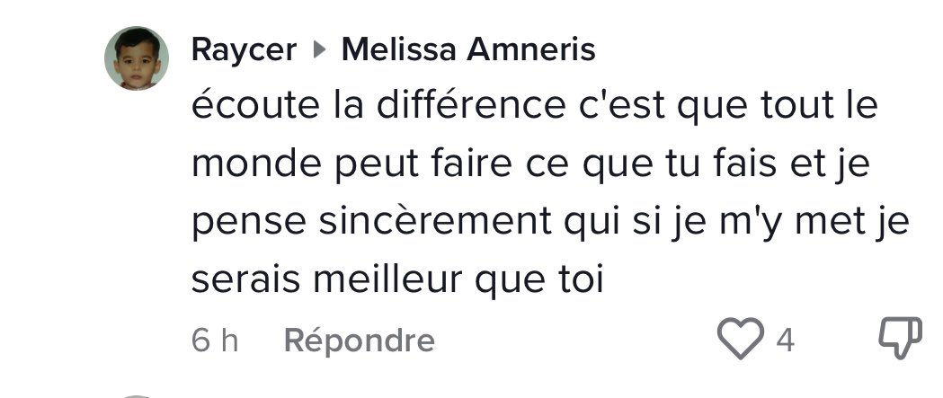 J_C_A__'s tweet photo. Les h HAÏSSENT les femmes qui ont conscience de leur valeur c’est hallucinant.  

Une femme explique avoir fait math sup une école de commerce mention bien au bac 20/20 en svt et en plus elle peint ! Regardez les commentaires et leur égo ! 🫠 https://t.co/Rssx0pn9M1