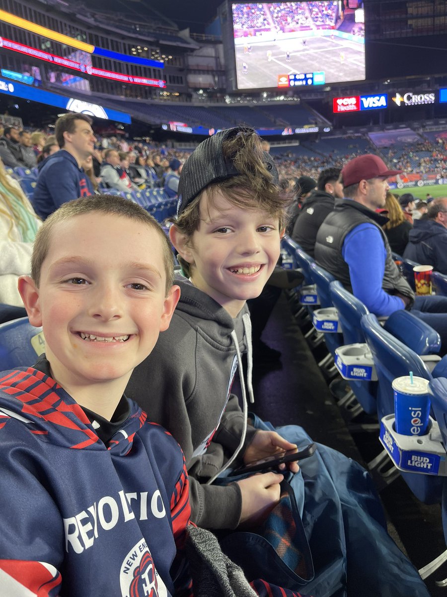 Alicia A tweet media