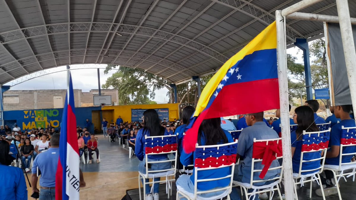 El día de Ayer 31 de Marzo se realizo Primer Pleno Regional de JDS Nueva Esparta 2023, en dónde fue Juramentado el COE de la JDS en la región, con la presencia de Dirigentes Juveniles Nacionales acompañados de más de 400 Jóvenes de la entidad. 

¡Sigamos Construyendo Futuro!