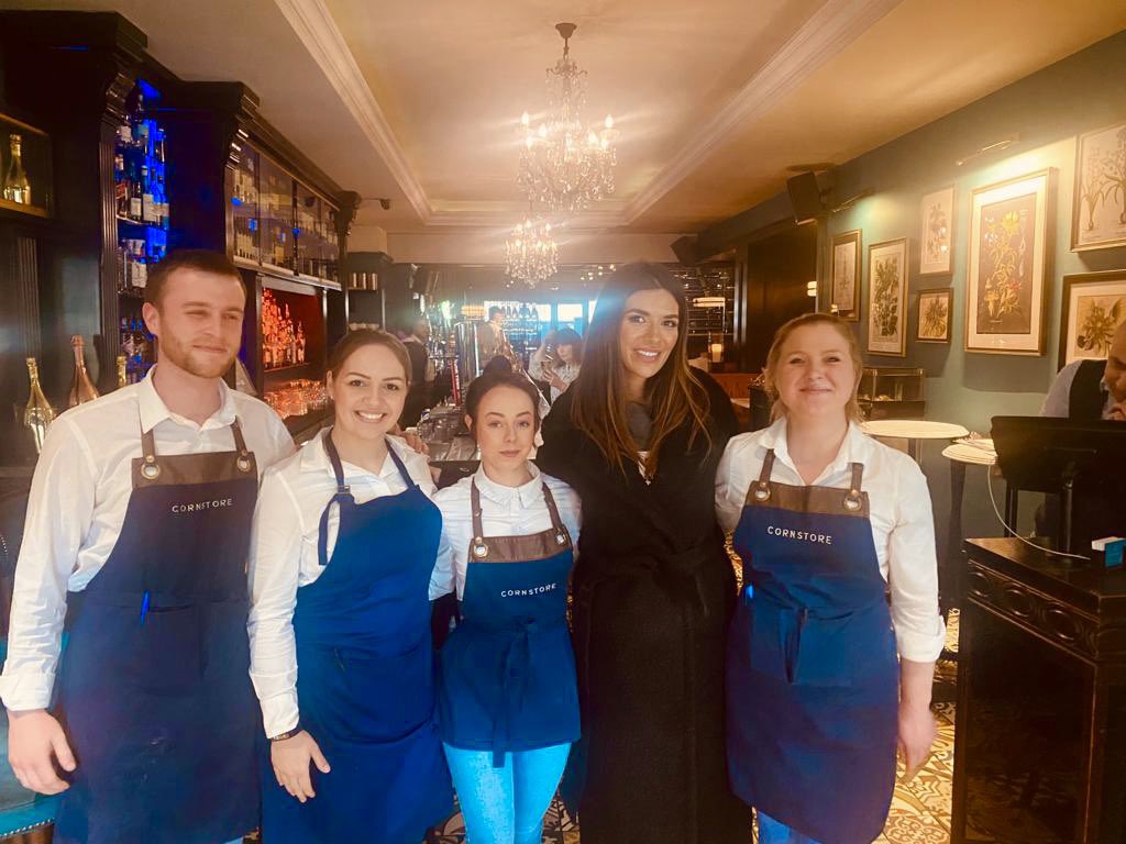 cornstore_limk's tweet photo. โฅ๏ธ WE GOT A TEXT โฅ๏ธ
.
Honoured to have EKIN SU @ekinsuofficial @bperfectbrendan in for dinner this evening @davidesancli where you at?
.
#loveisland #vip #ekinsu #bperfect #bperfectcosmetics #cocktails #steaks #cornstorelimerick https://t.co/9liB0FYEPM