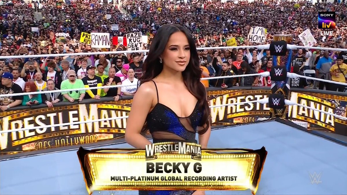 SKWrestling_'s tweet photo. Welcome to Night 1 of #WrestleMania!
#WWE https://t.co/WfWqa0GpBV