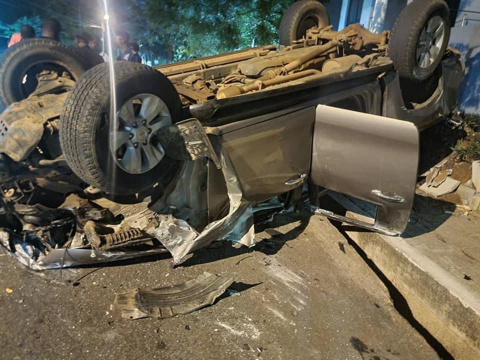 Graceyadwoa's tweet photo. The Member of Parliament for Nanton, Mohammed Hardi Tuferi was involved in a car accident on Friday night, just hours before a crucial vote on the government's revenue bills.

According to an eye witness, there was no casualties and the MP was attended to by an ambulance. https://t.co/DWEknnBGfT
