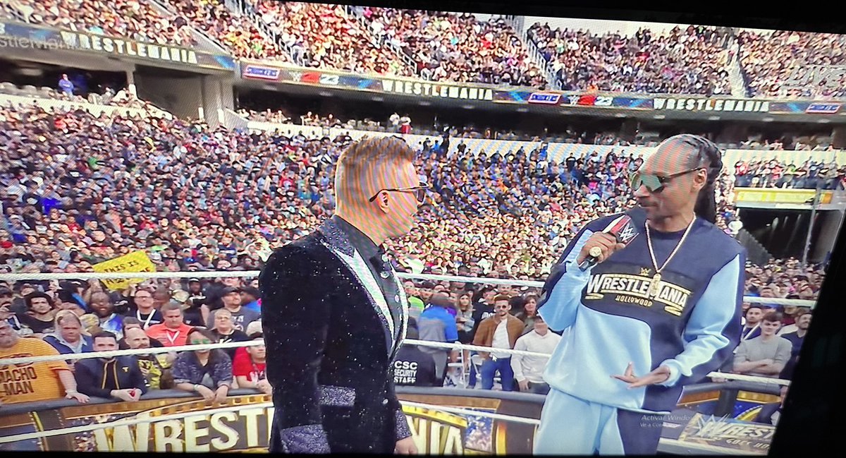 henryruge's tweet photo. #Wrestlemania  time! https://t.co/IlZT8fUlFV