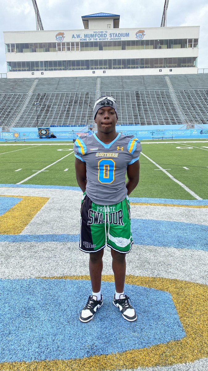 Had a great time at SouthernU Junior day, thank you to the coaches! The experience was amazing! Look forward to coming back in the summer! @coppellfootball @CoachAConteh @ClayMackSkillz @TrueBuzzFB @coachmecoach23 @Dsg_babyjoe @GeauxJags @TXTopTalent