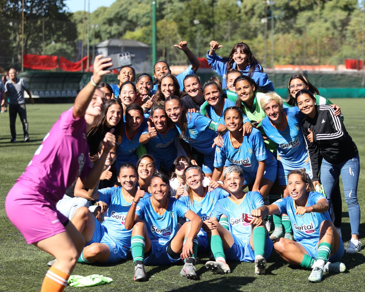 Pedro Ignacio Lacal (@ignaciolacal) on Twitter photo COMPLETAMENTE IDENTIFICADO CON ESTE PLANTEL! 💚
Seguimos!!! 💪🏼
<a href="/excursiofutfem/">Excursionistas Fútbol Femenino 🇳🇬</a> COMPLETAMENTE IDENTIFICADO CON ESTE PLANTEL! 💚
Seguimos!!! 💪🏼
<a href="/excursiofutfem/">Excursionistas Fútbol Femenino 🇳🇬</a>