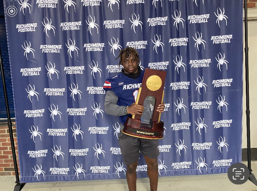 I had a great time in Virginia today. @ Richmond university. I will like to thank all the staff and coaches for having me. I Will be back June 2!!👀<a href="/CoachAnthonyFB/">Drew Anthony</a> <a href="/Spiders_FB/">Richmond Spiders Football</a>