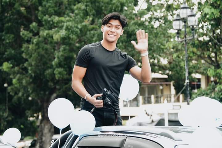 MichaelVerArmy's tweet photo. Flashback to exactly 1 year ago! Michael Ver's Homecoming in Leyte! ๐โจ
I can still remember how stressful this day is! haha
#Flashback #Throwback
#MichaelVer #MichaelVerComaling
#MisterNationalUniversePhilippines #MIPh
#MisterInternationalPhilippines #MichaelVersArmy https://t.co/CwMERvW60o