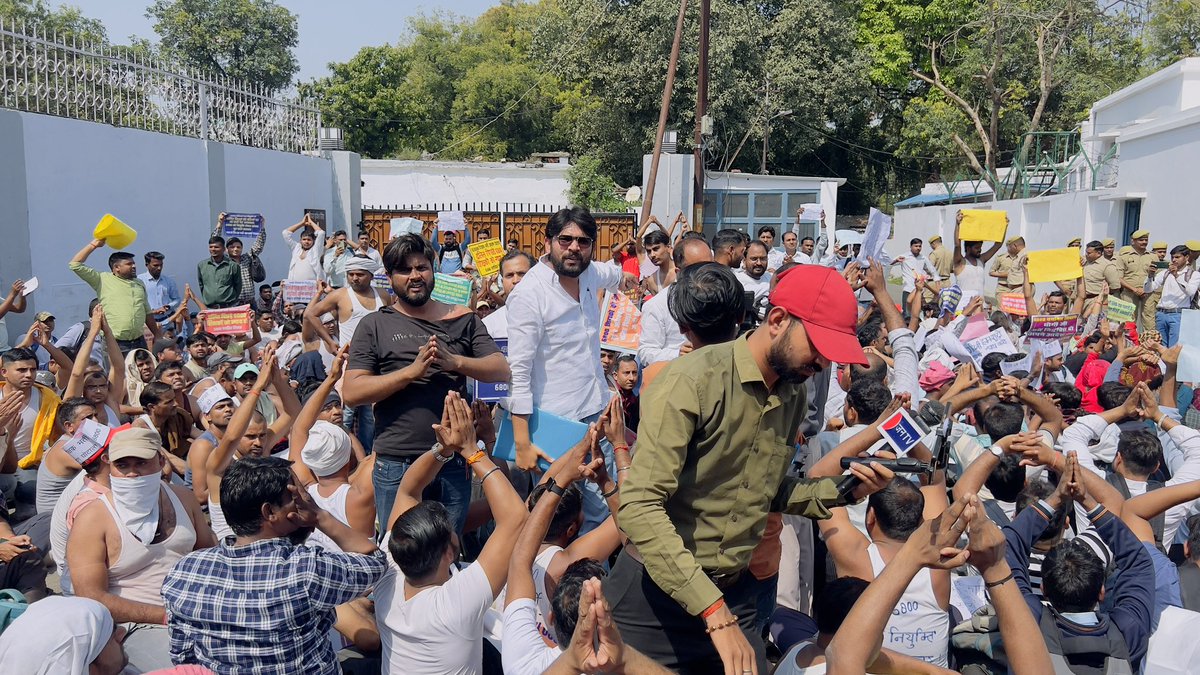अमरेन्द्र पटेल बाहुबली tweet media