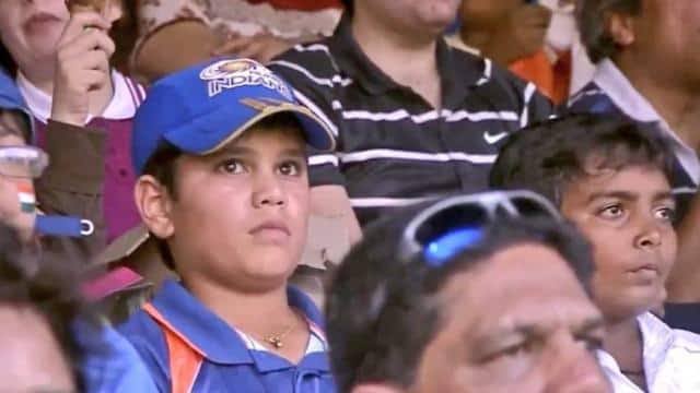 CricCrazyJohns's tweet photo. Prithvi Shaw &amp; Arjun Tendulkar were in the Wankhede Stadium for 2011 World Cup final. https://t.co/nlguVqe0iV